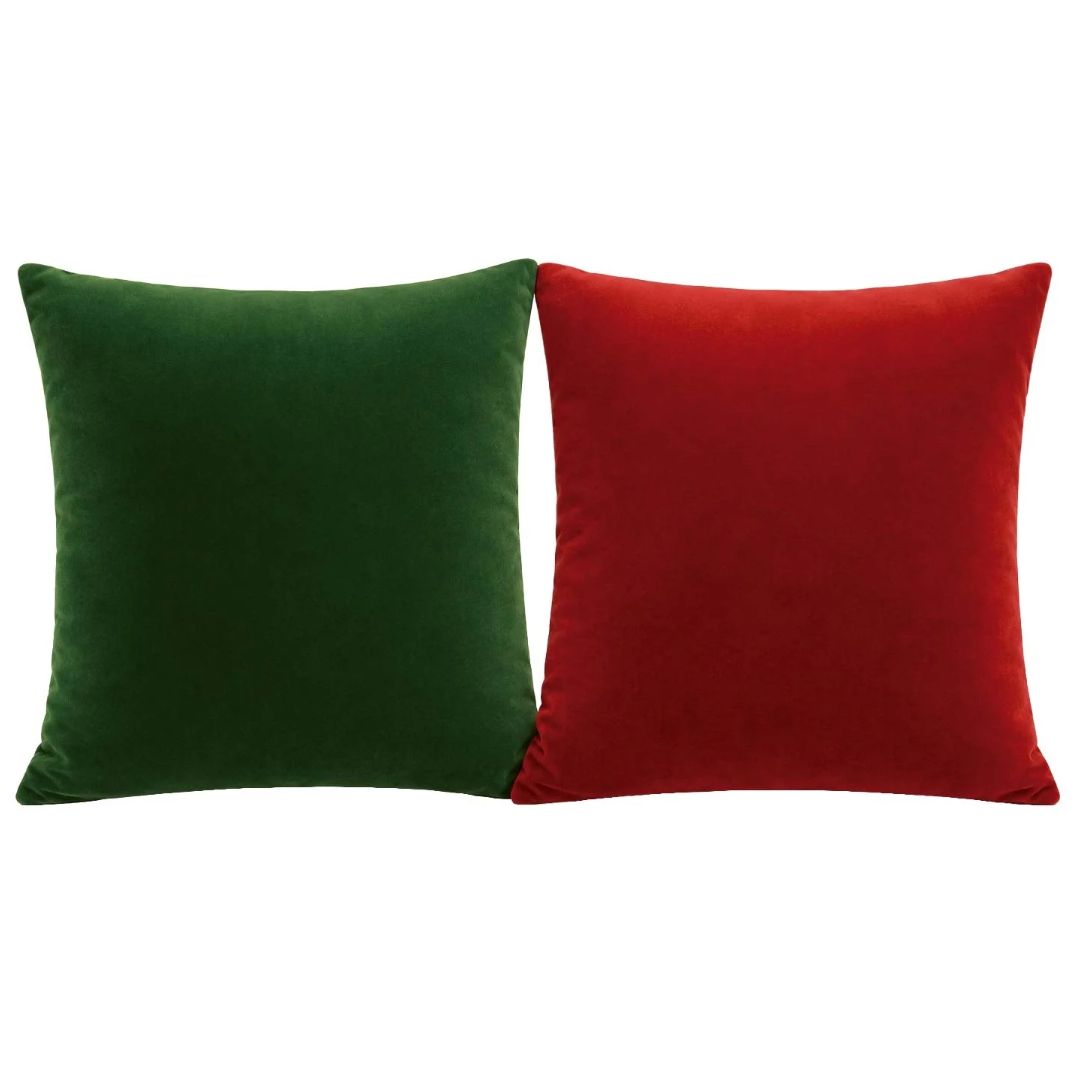 Almofada Decorativa de Natal Floc em veludo liso, apresentada nas duas cores disponíveis: verde e vermelho
