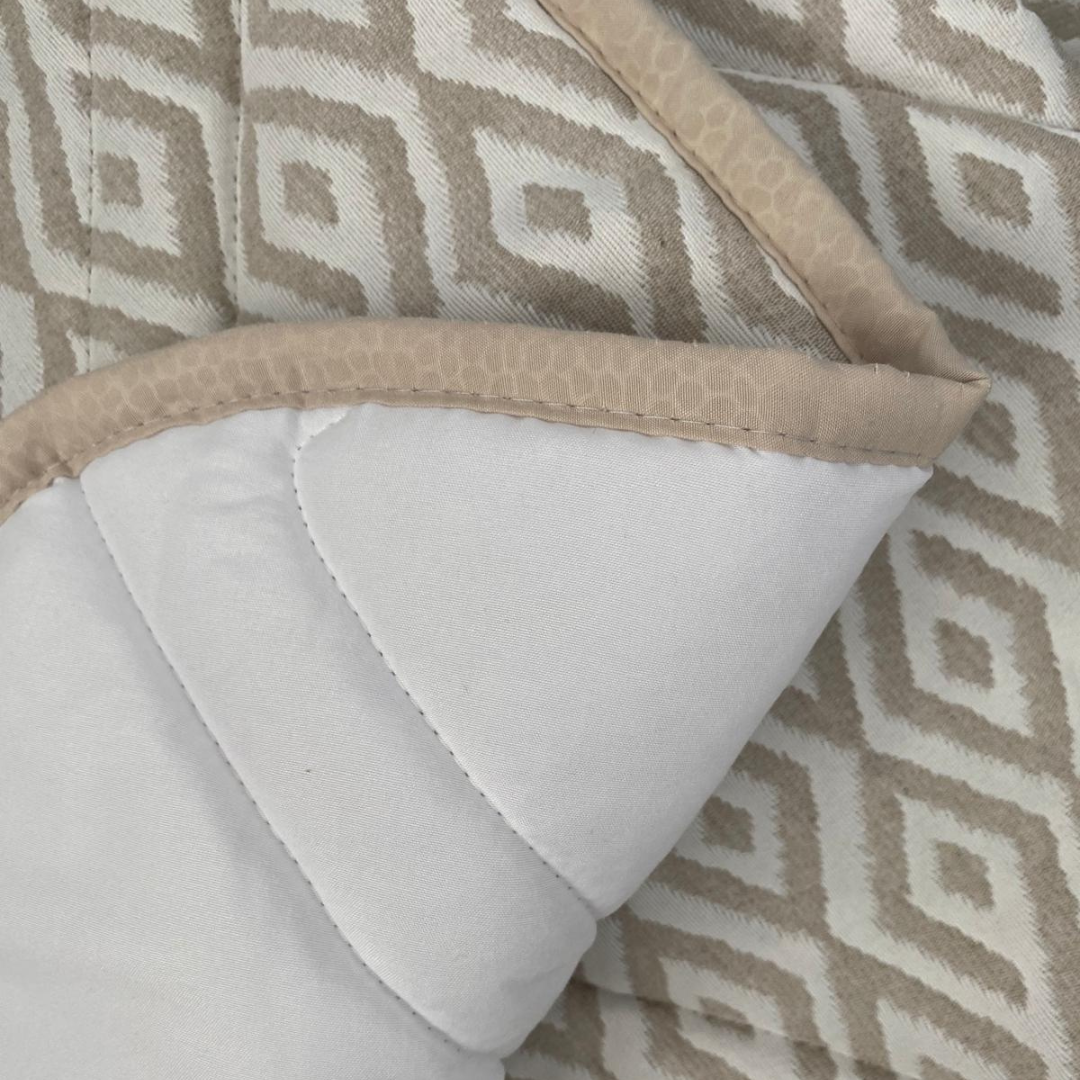 Edredón egipcio Jacquard (Cama INDIVIDUAL) 200x260 Beige