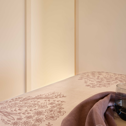 Toalha de Mesa Dupla Face Ecossistema Rosa