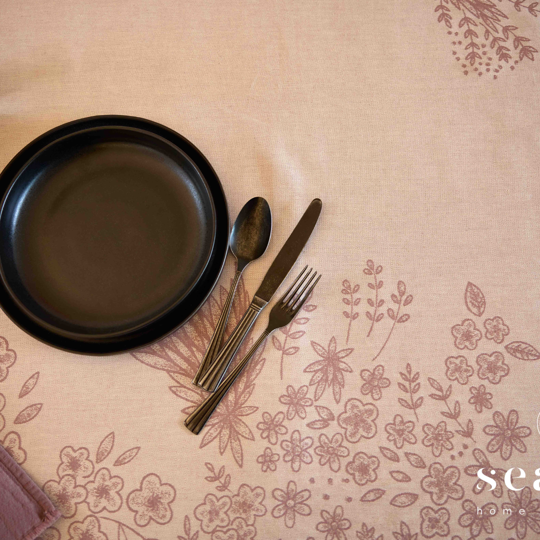 Toalha de Mesa Dupla Face Ecossistema Rosa