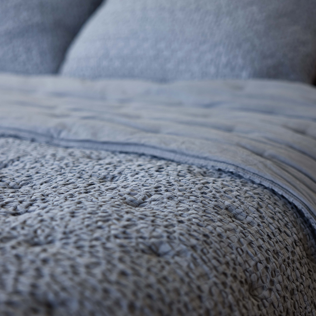 Edredão Quilt Dupla Face 100% Algodão Canoas Cinza Fumado