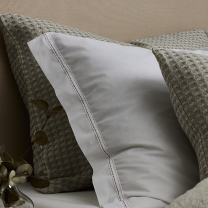 Edredón de piel de oveja suave en jacquard en color gris