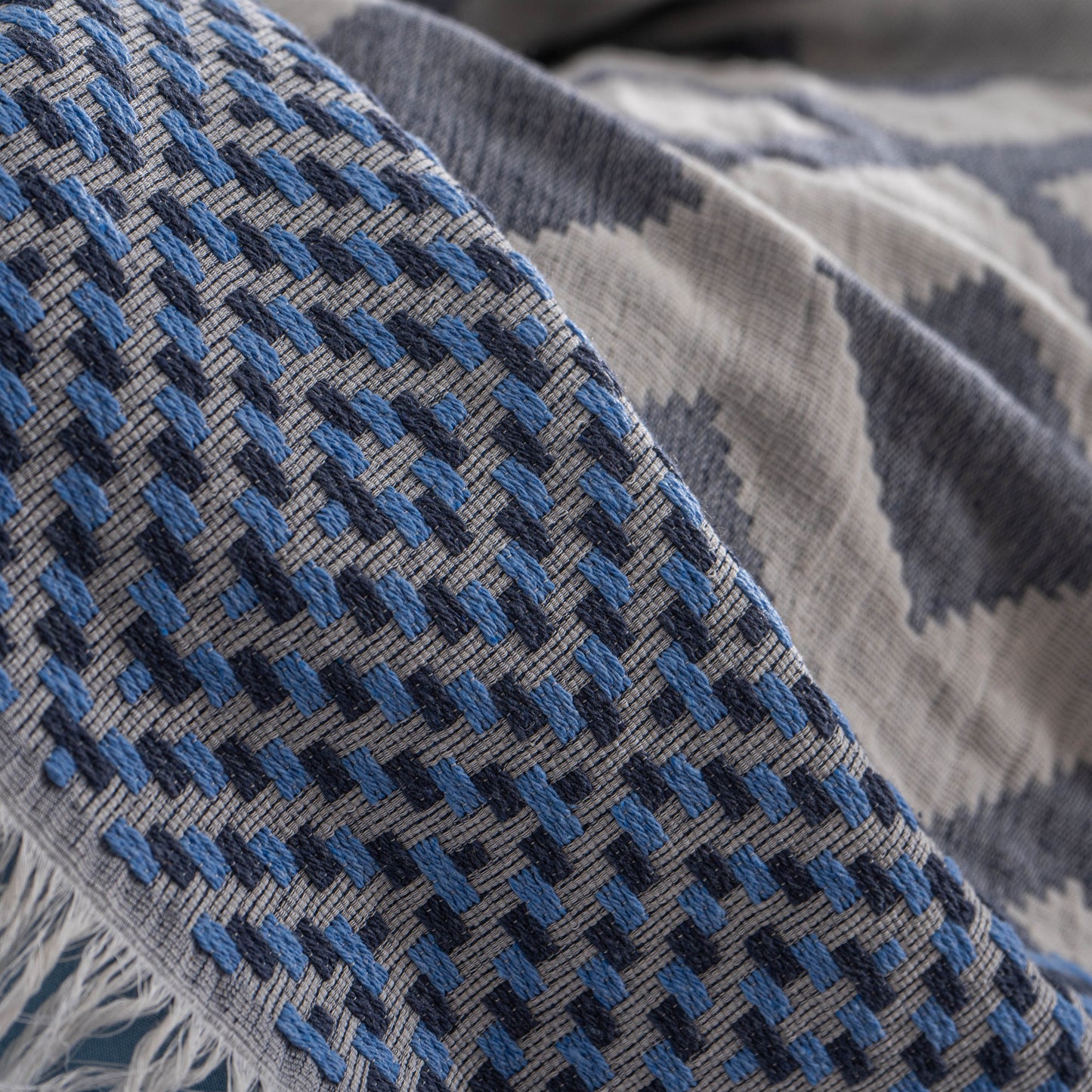 Manta 100% Algodão 145 x 190 Alameda Azul Escuro