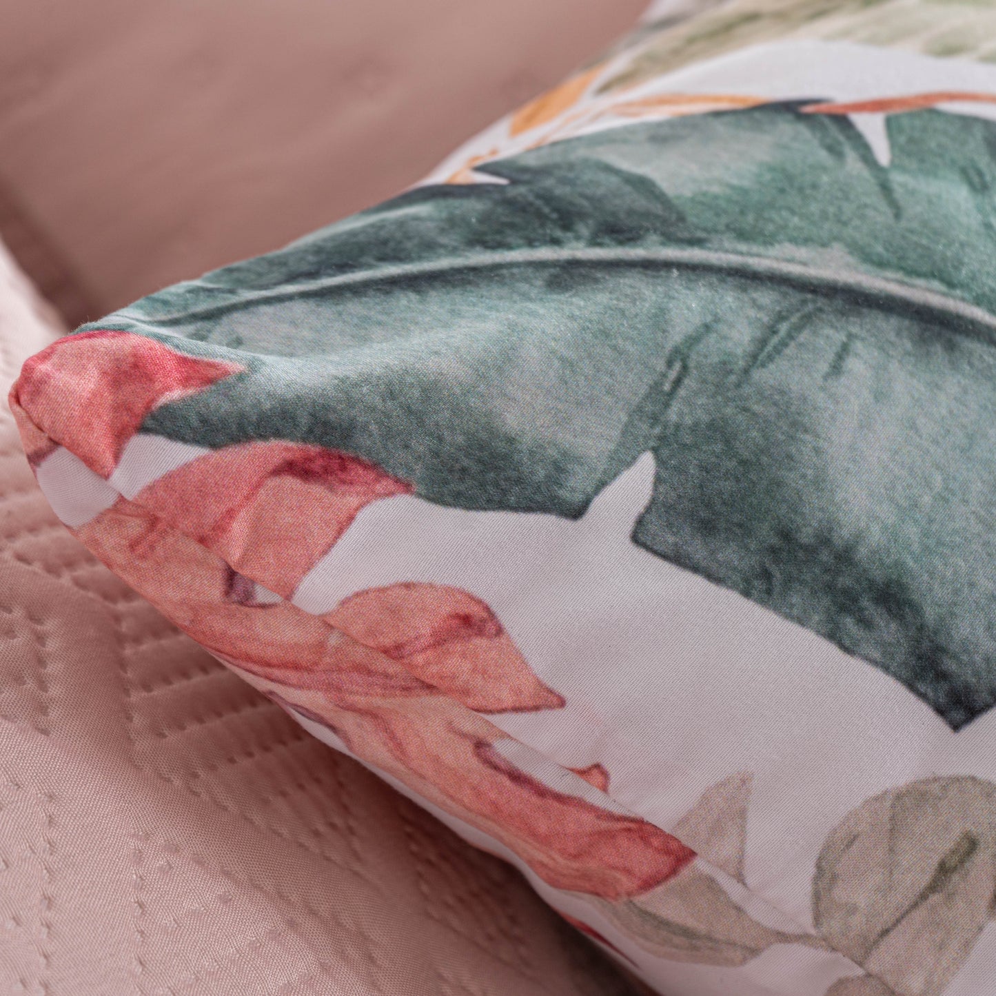 Almofada Decorativa com Estampado Digital Nancy