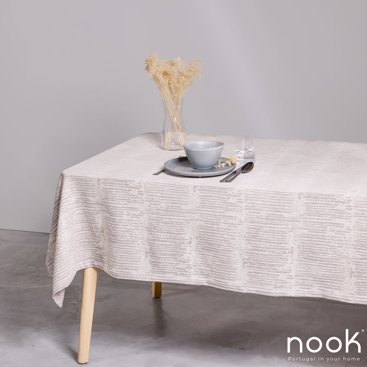 Toalha de Mesa Jacquard 100% Algodão Ruff Cinza