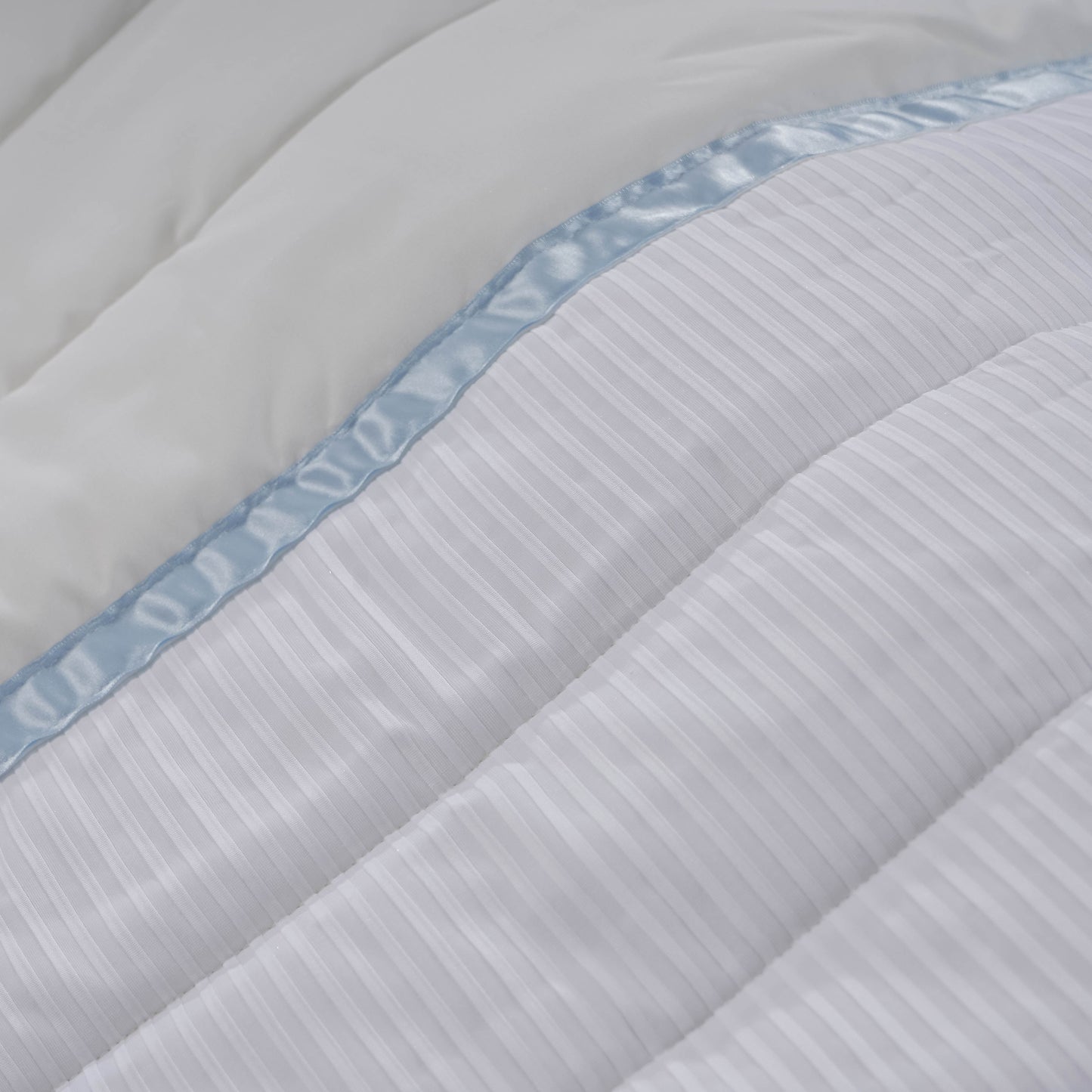 Conjunto Edredão + Resguardo + Almofada Teddy Azul